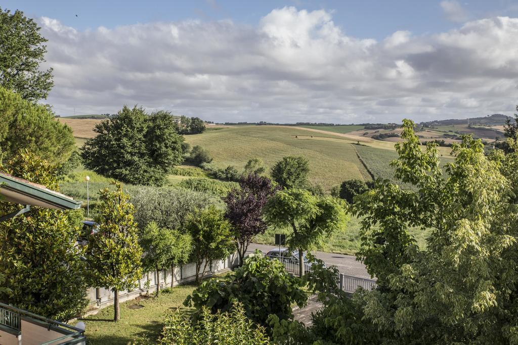 Bianco Nuvola Bed & Breakfast Montecchio  Екстериор снимка